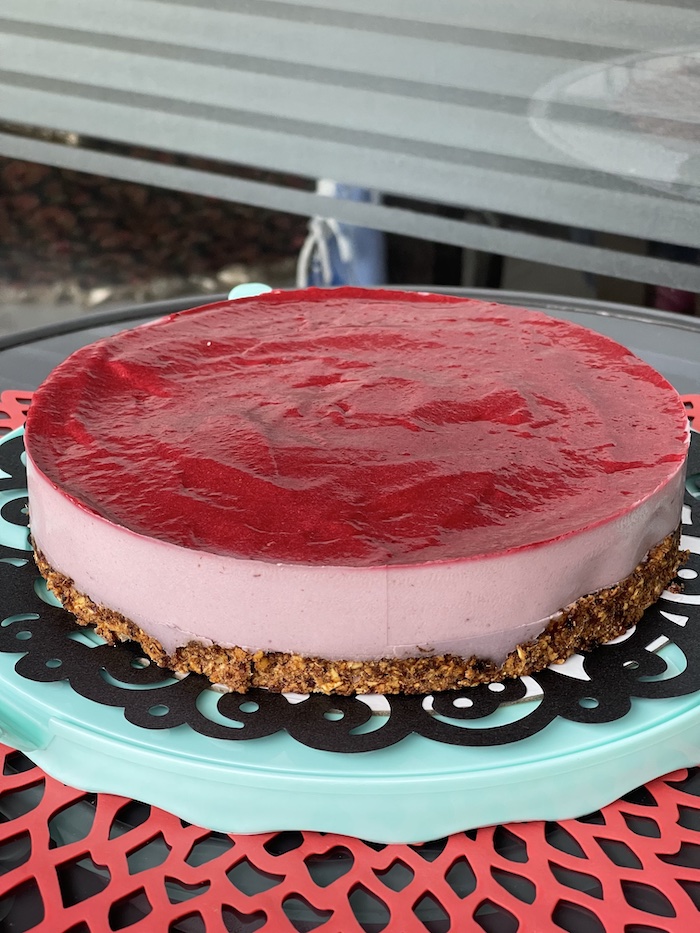 Cheesecake de frutos rojos vegana